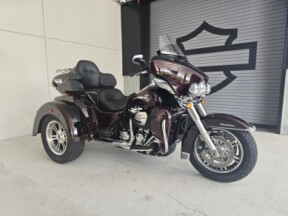 2022 Harley-Davidson® Tri Glide® Ultra thumb 2
