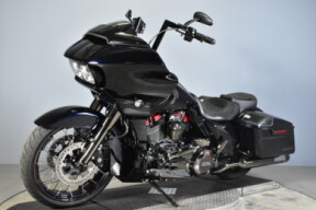 2022 Harley-Davidson® CVO™ Road Glide® FLTRXSE thumb 0