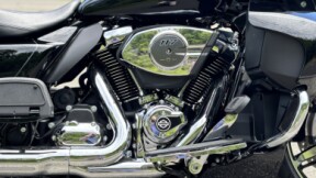 FLHXU 2025 Street Glide® Ultra thumb 2