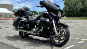 FLHXU 2025 Street Glide® Ultra thumb 1