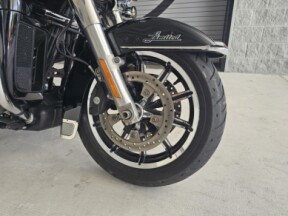 2016 Harley-Davidson® Ultra Limited thumb 1