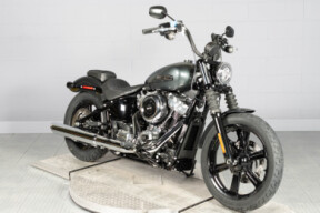 2025 Harley-Davidson® Street Bob® FXBB thumb 2