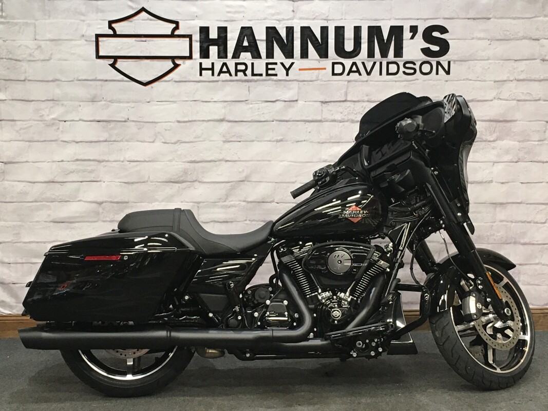 2025 Harley-Davidson Street Glide Midnight Firestorm