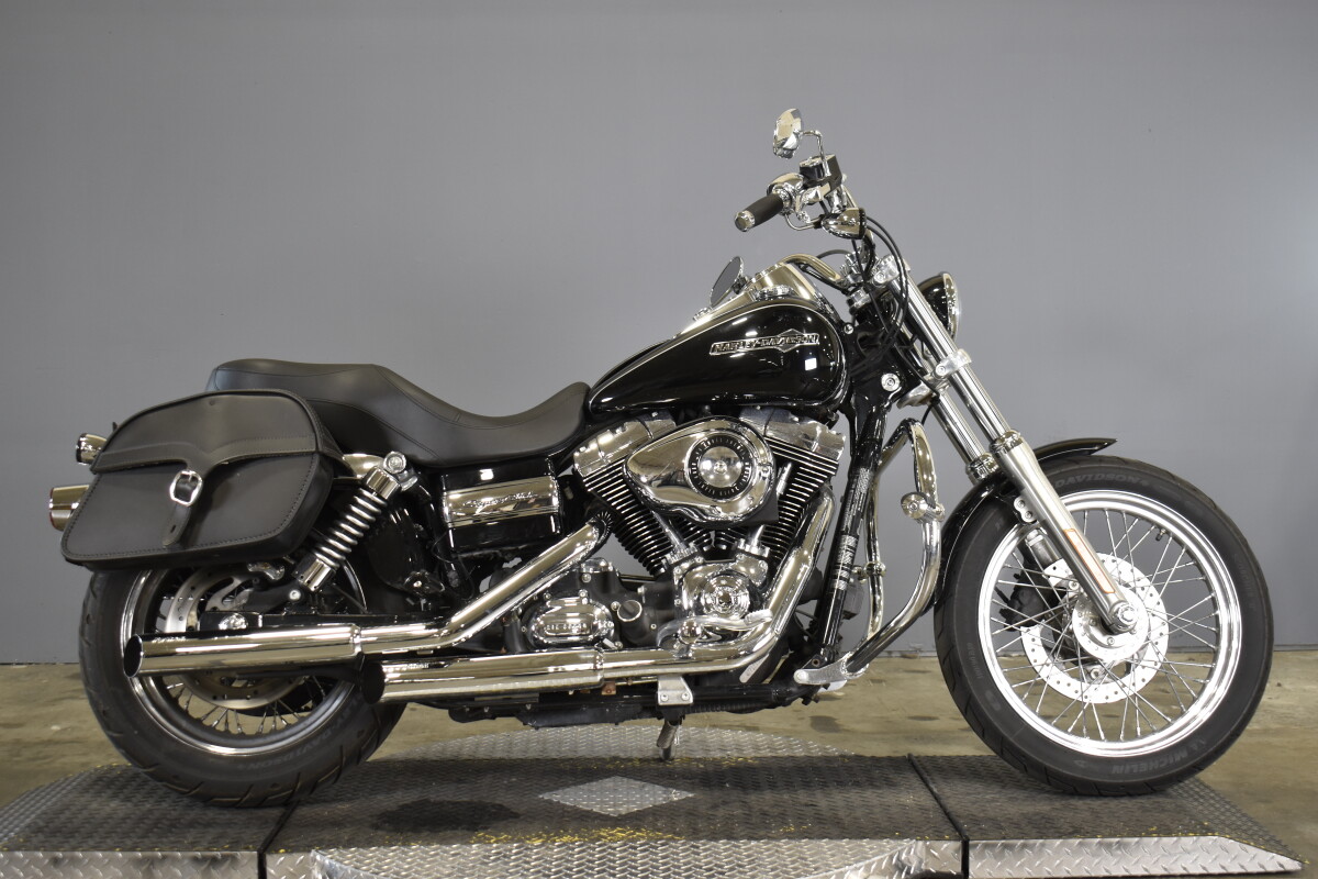 2012 Harley-Davidson Super Glide Custom FXDC