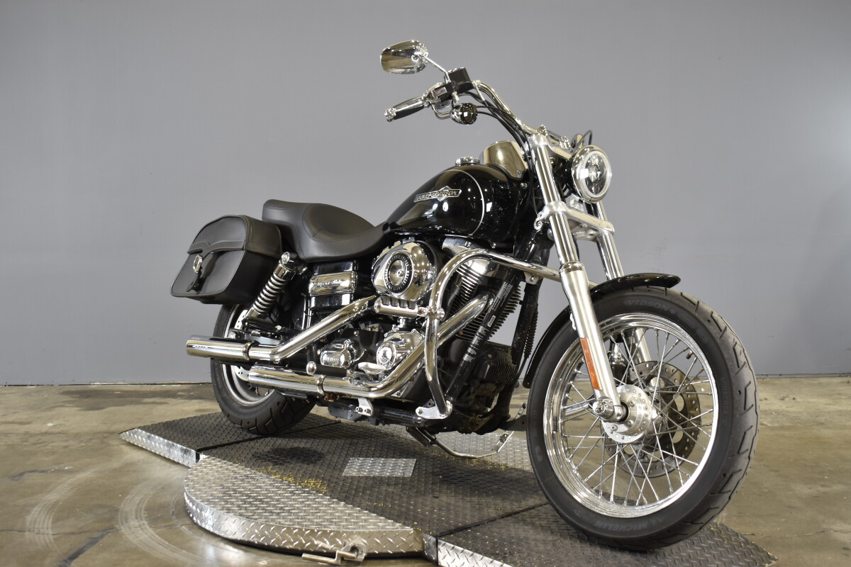 2012 Harley-Davidson Super Glide Custom FXDC - Photo 2