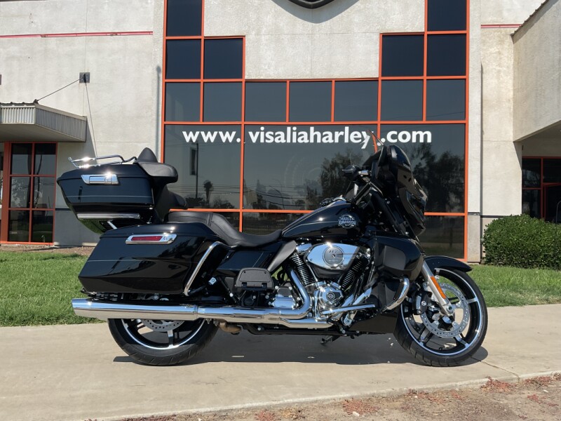 FLHXU 2025 Street Glide™ Ultra