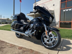 FLHXU 2025 Street Glide™ Ultra thumb 2