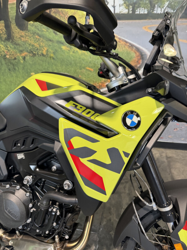 2025 BMW Motorrad F 900 GS - Photo 3