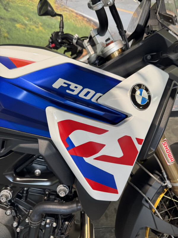 2025 BMW Motorrad F 900 GS - Photo 3