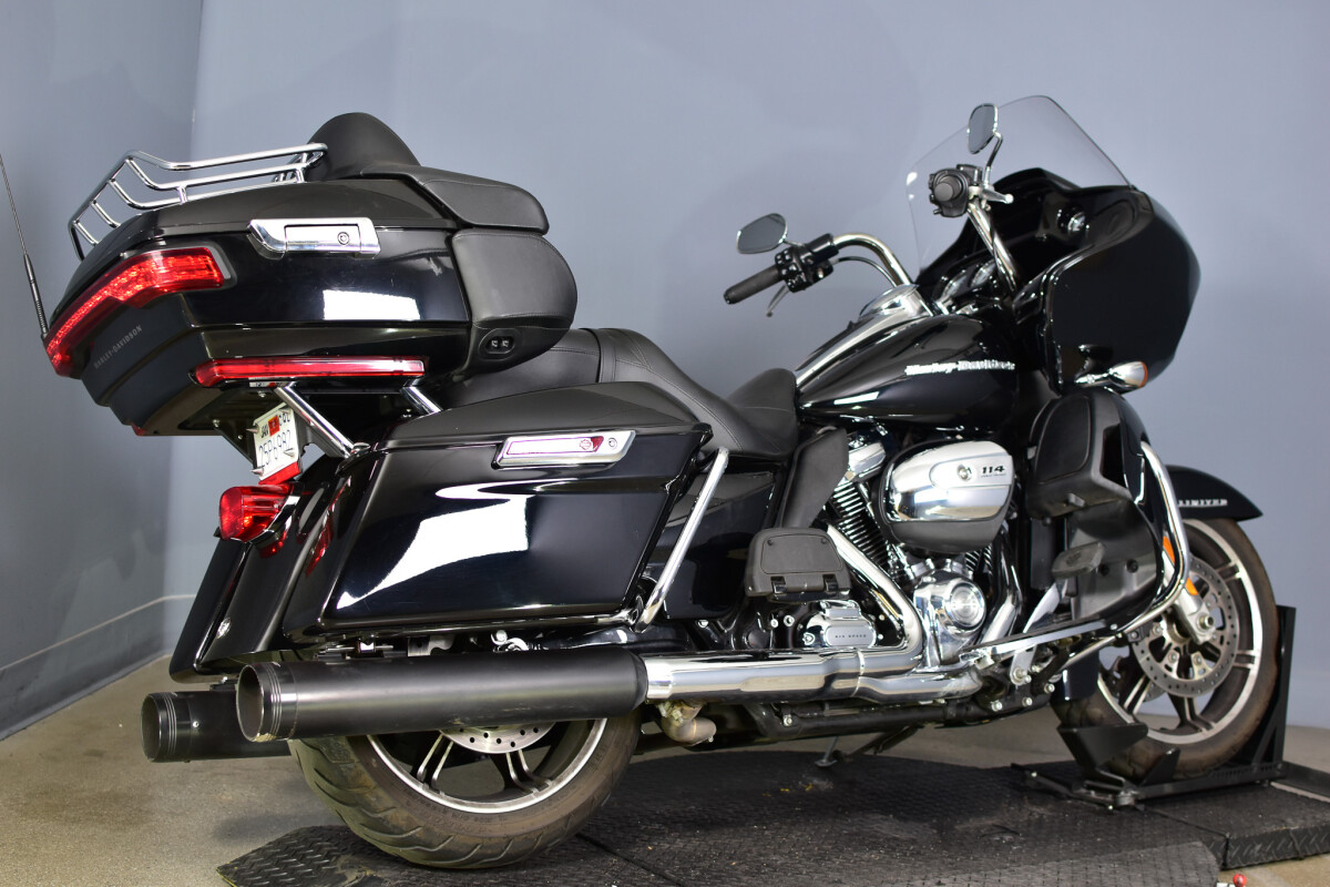 2022 Harley-Davidson® Road Glide® Limited FLTRK, photo 8