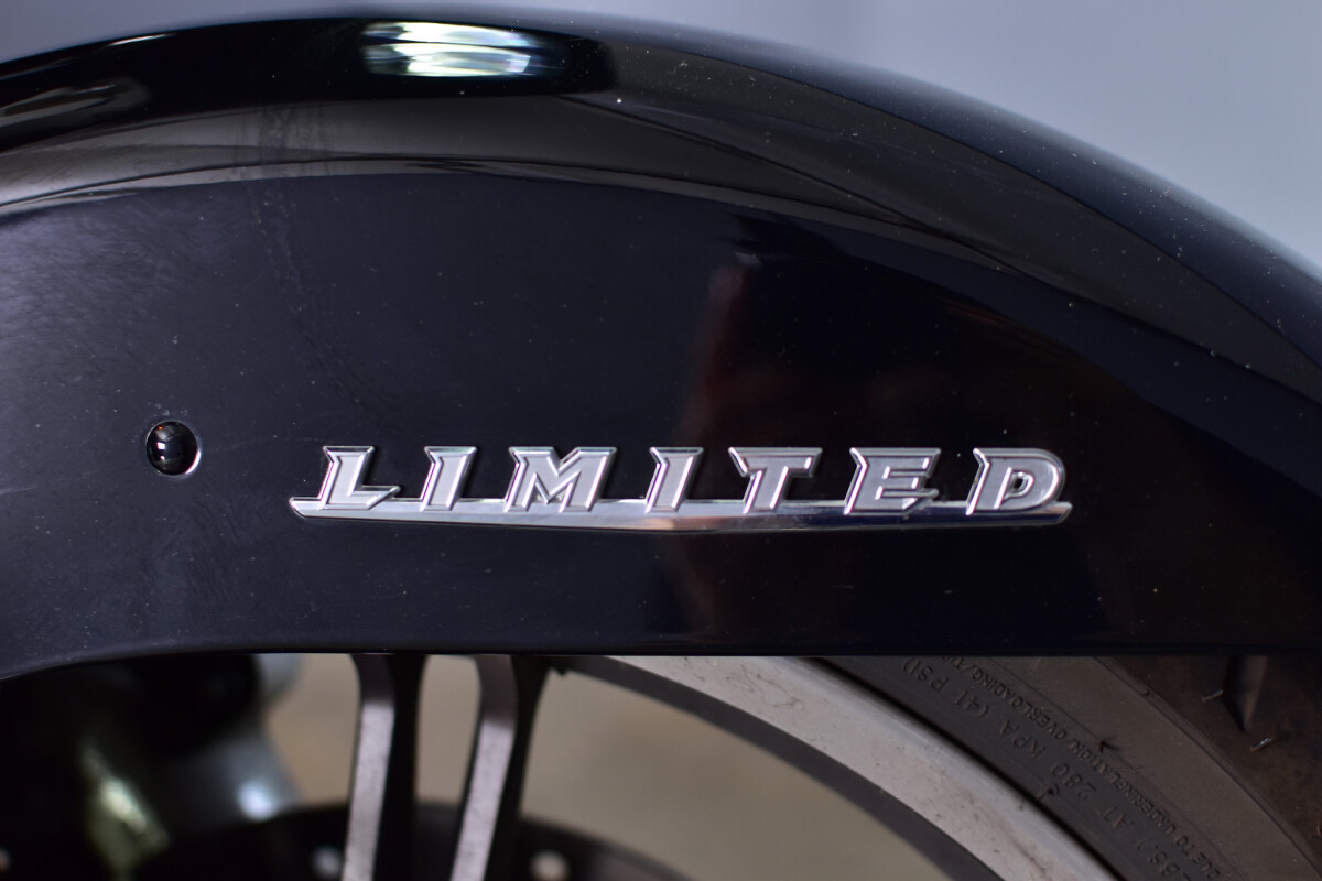 2022 Harley-Davidson® Road Glide® Limited FLTRK, photo 13