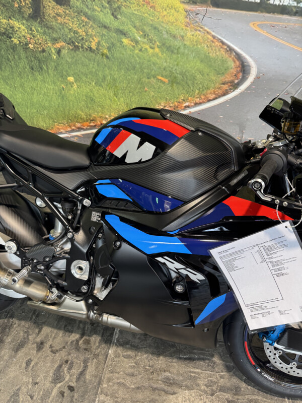 2026 BMW M 1000 RR - Photo 6