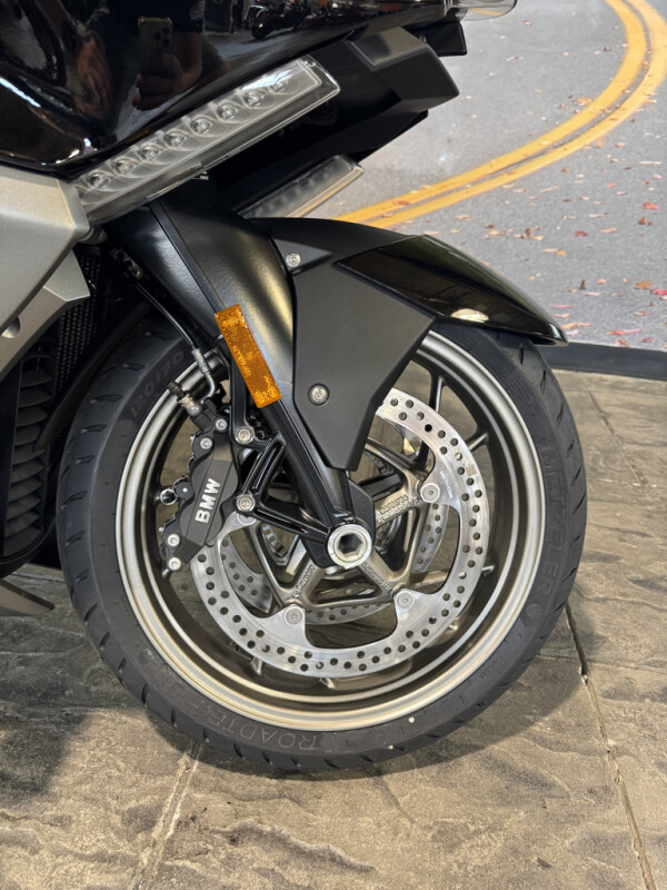 2025 BMW Motorrad K 1600 GTL - Photo 8