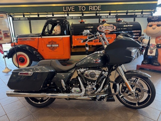 2025 Harley Davidson Accessorized Road Glide FLTRX