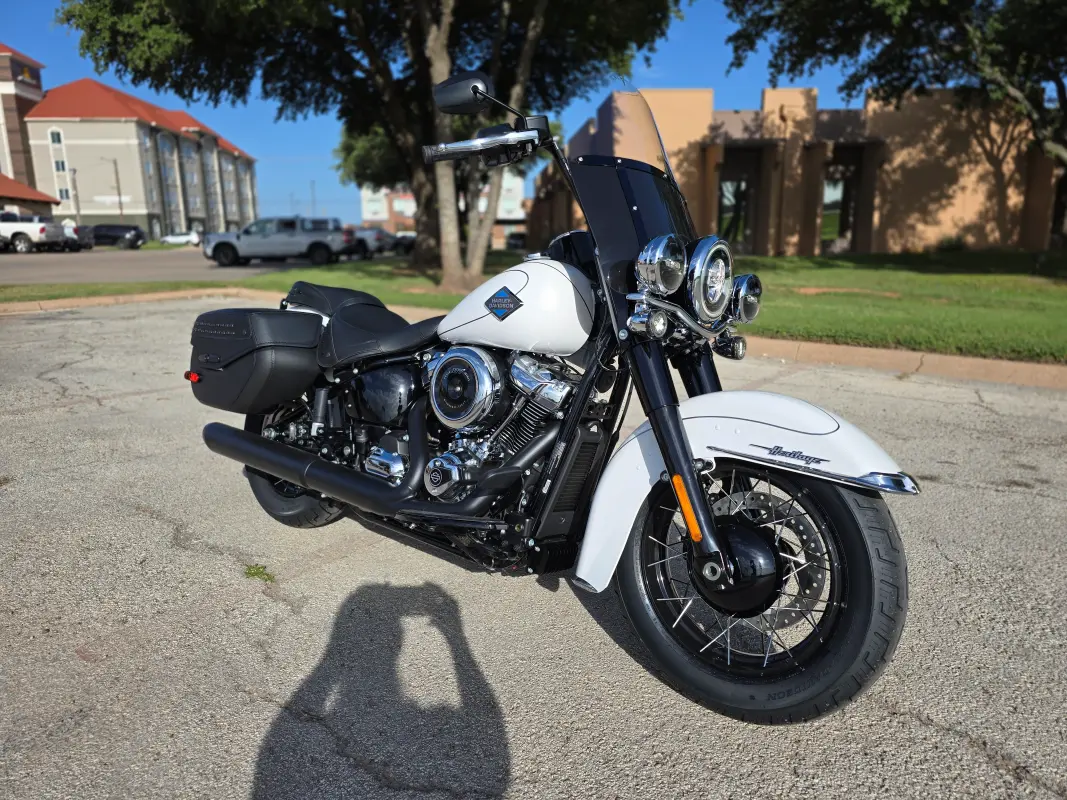 2025 Harley-Davidson Heritage Classic - Photo 2