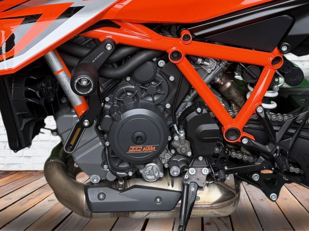 2022 KTM 1290 Super Duke R EVO Orange / Silver - Photo 7