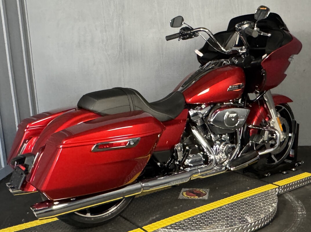 2025 Harley-Davidson Road Glide FLTRX BRILLIANT RED - Photo 8