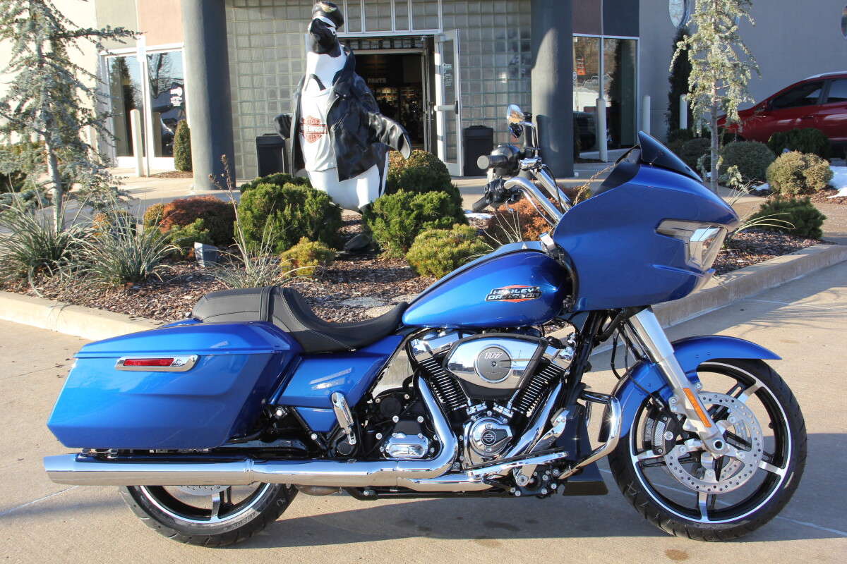 2025 Harley-Davidson Road Glide Blue Burst - Photo 6