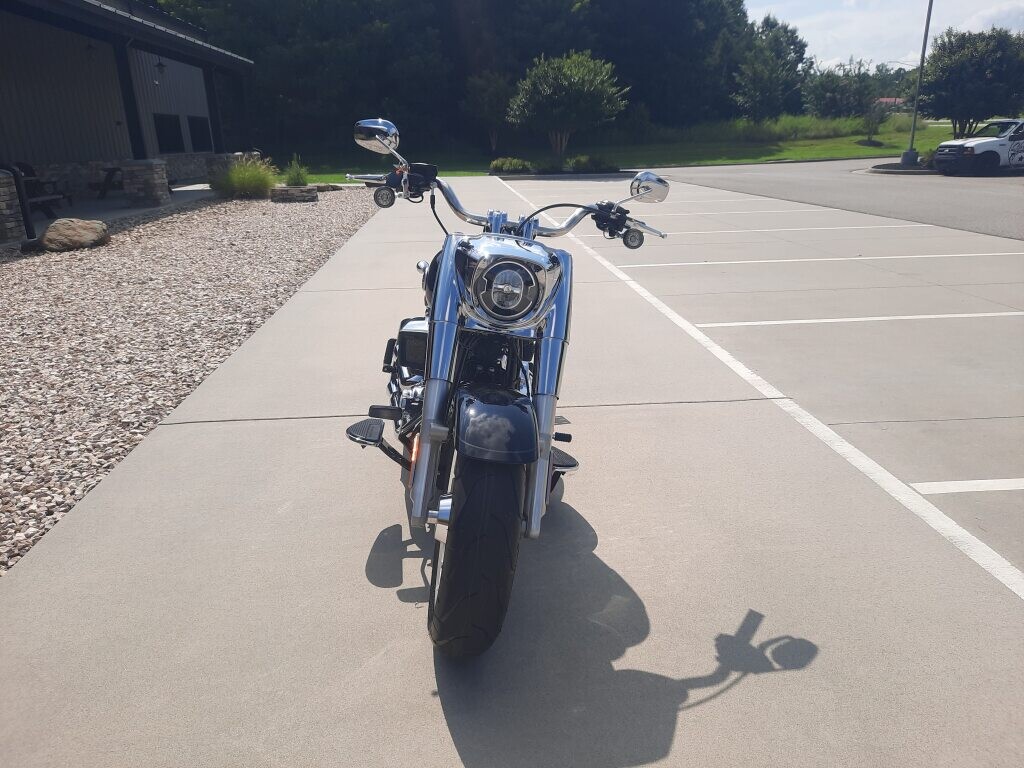 2025 Harley-Davidson Fat Boy Vivid Black - Photo 3