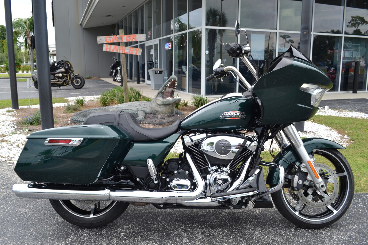 2024 Harley-Davidson Road Glide Alpine Green - FLTRX