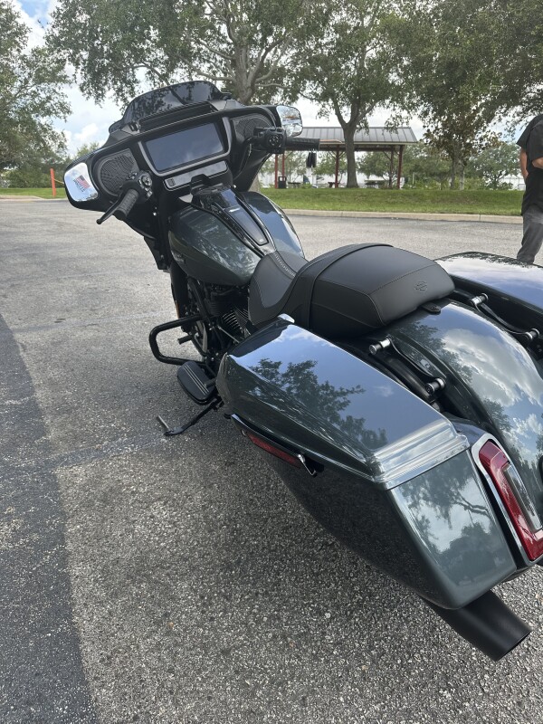 2025 Harley-Davidson Street Glide - Photo 6