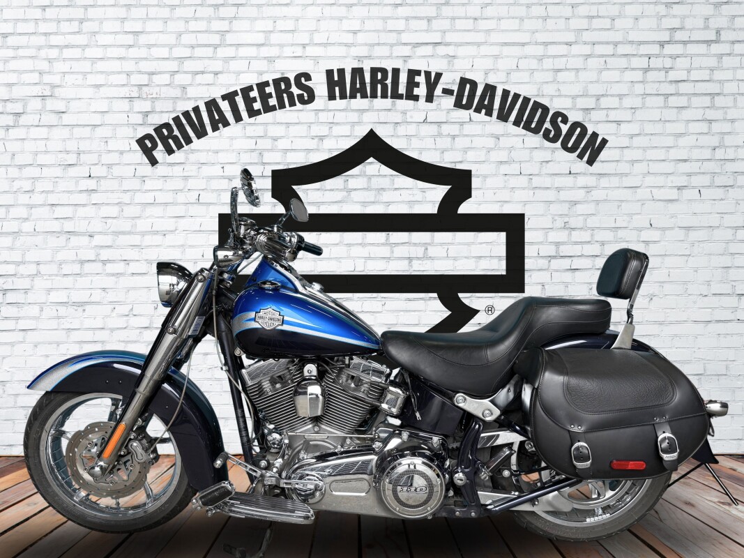2010 Harley-Davidson CVO Softail Convertible Abyss Blue/Sapphire with Silver Braze Graphics - Photo 2