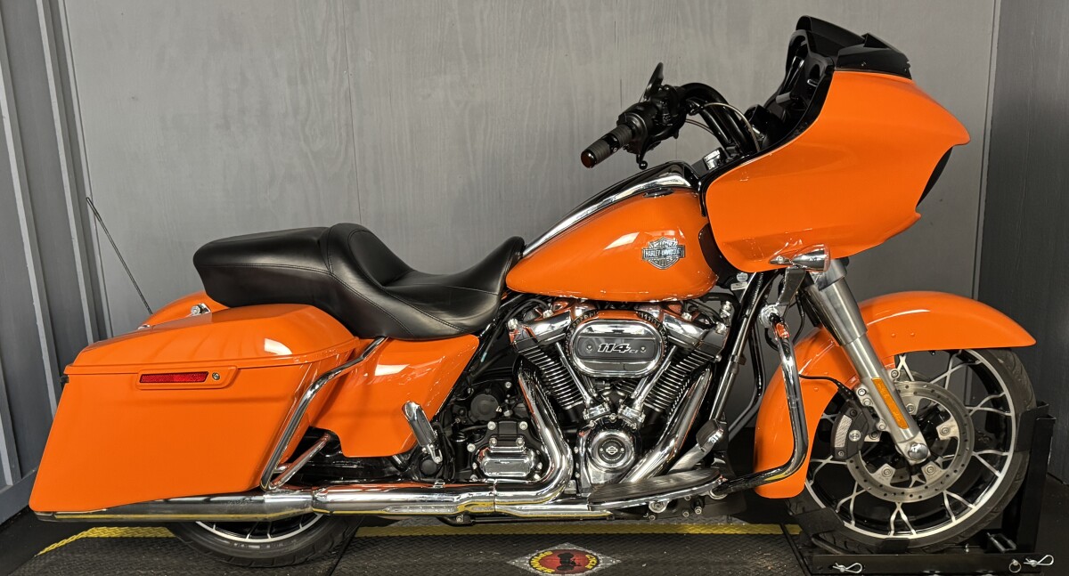 2023 Harley-Davidson® Road Glide® Special FLTRXS BAJA ORANGE