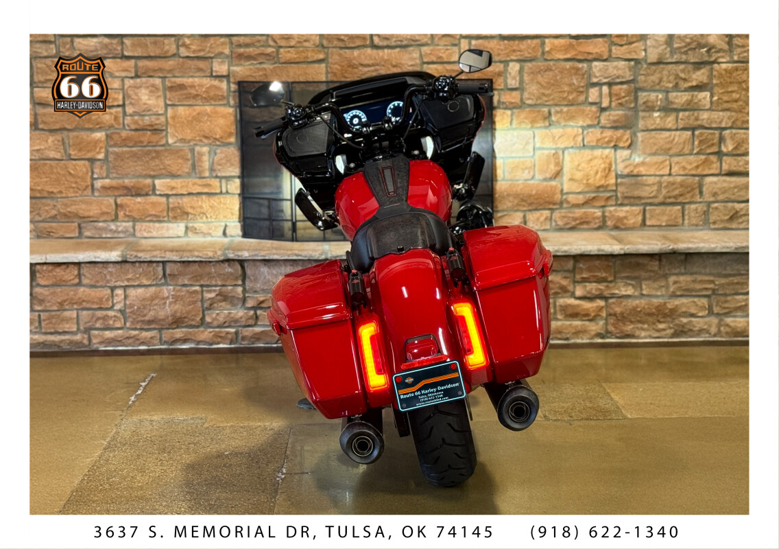 2025 Harley-Davidson CVO Road Glide ST Rally Red - Photo 4