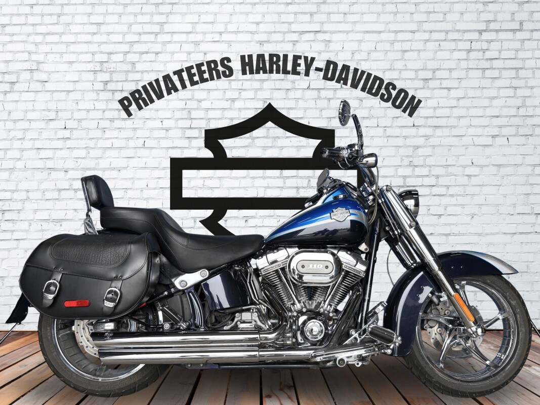 2010 Harley-Davidson CVO Softail Convertible Abyss Blue/Sapphire with Silver Braze Graphics