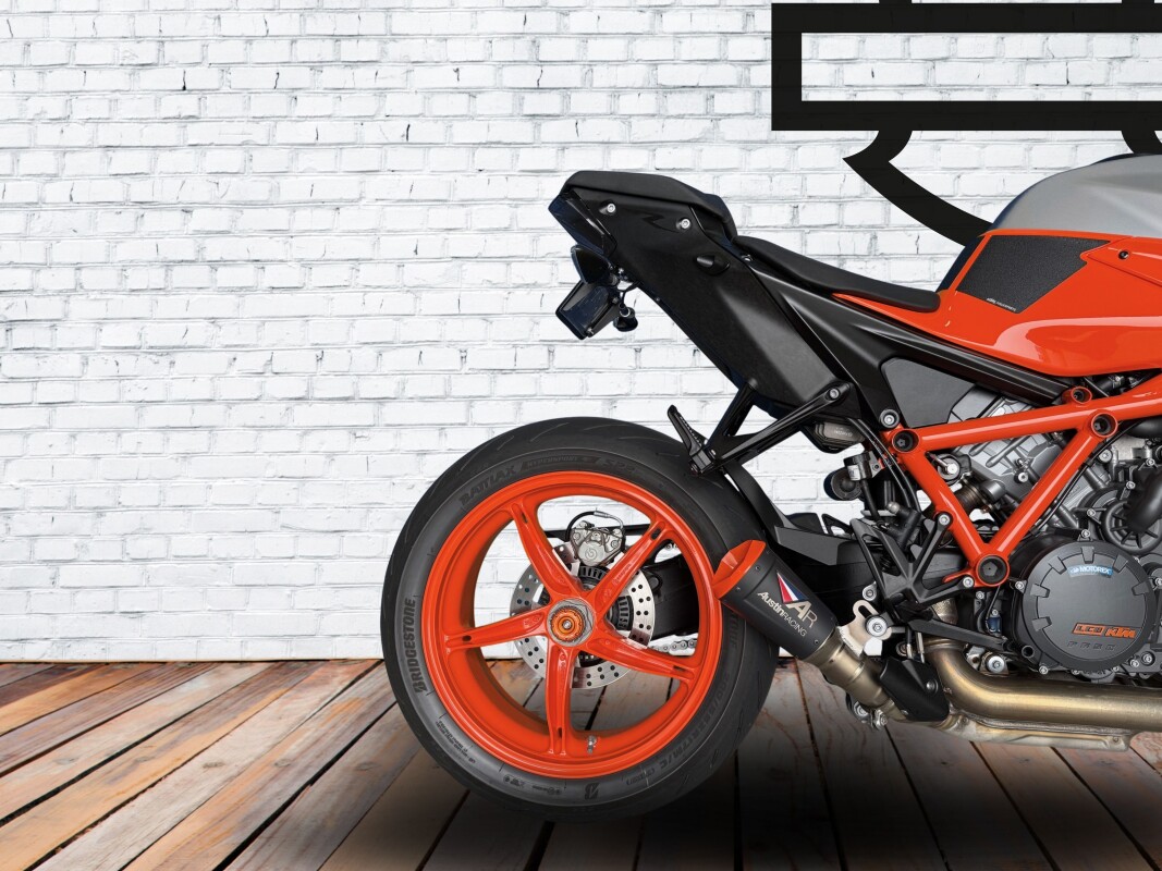 2022 KTM 1290 Super Duke R EVO Orange / Silver - Photo 5