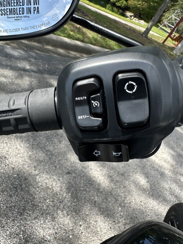 2025 Harley-Davidson Street Bob - Photo 10