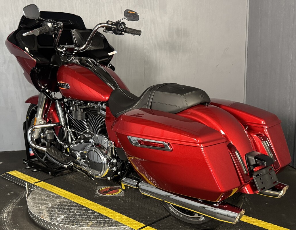 2025 Harley-Davidson Road Glide FLTRX BRILLIANT RED - Photo 10