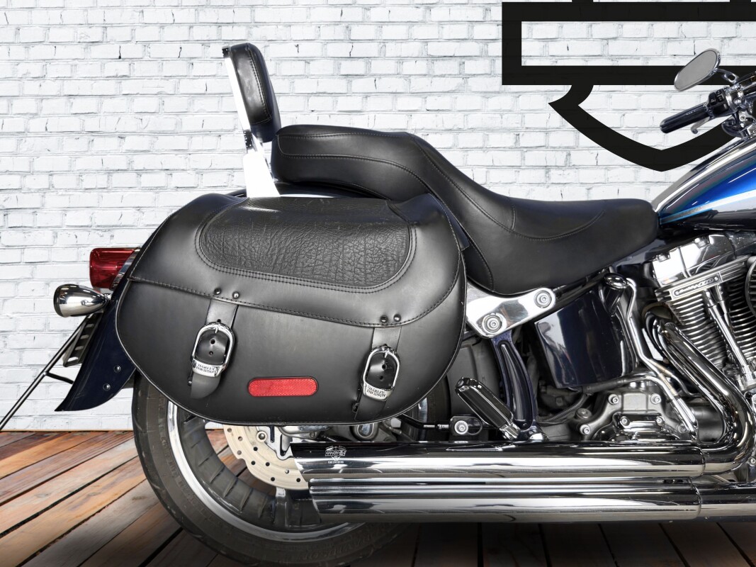 2010 Harley-Davidson CVO Softail Convertible Abyss Blue/Sapphire with Silver Braze Graphics - Photo 5