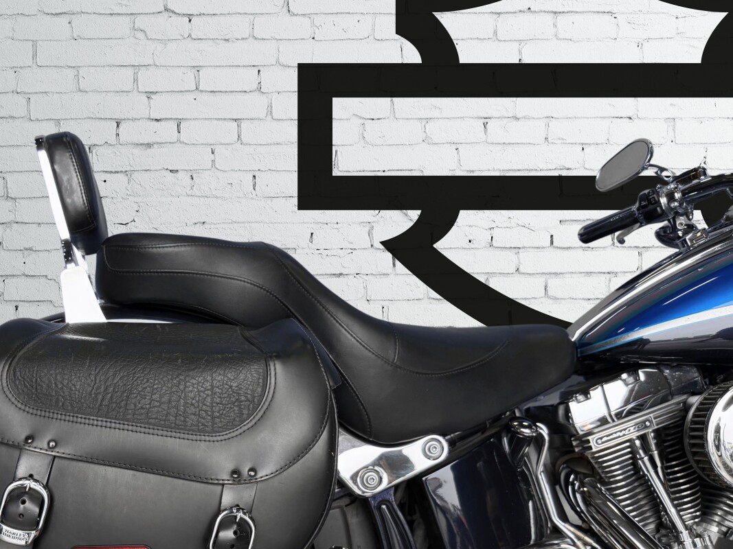 2010 Harley-Davidson CVO Softail Convertible Abyss Blue/Sapphire with Silver Braze Graphics - Photo 6