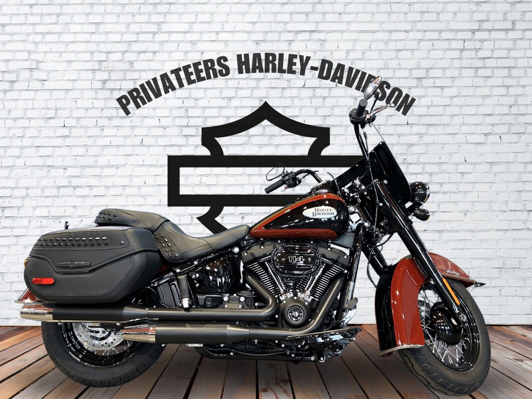 2024 Harley-Davidson® Heritage Classic Vivid Black w/Laced Wheels