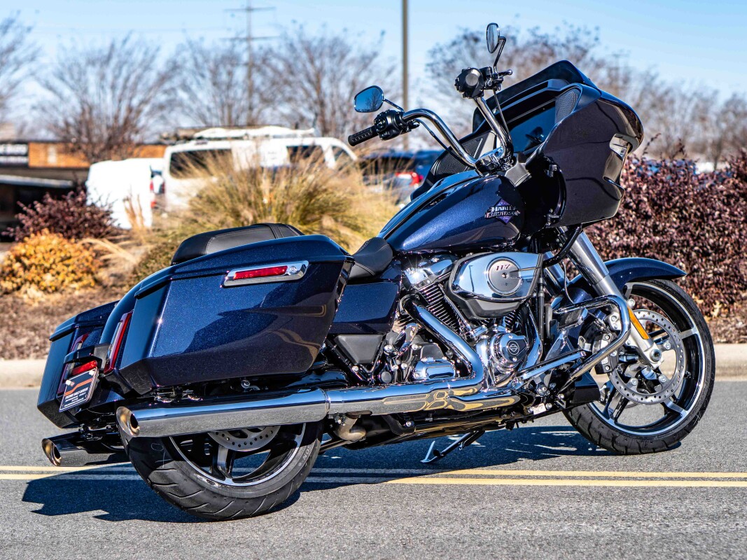 FLTRX 2025 Road Glide - Photo 10