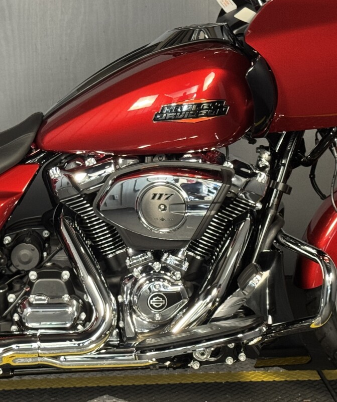 2025 Harley-Davidson Road Glide FLTRX BRILLIANT RED - Photo 6