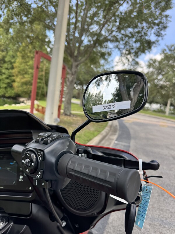 2025 Harley-Davidson® Street Glide®, photo 13