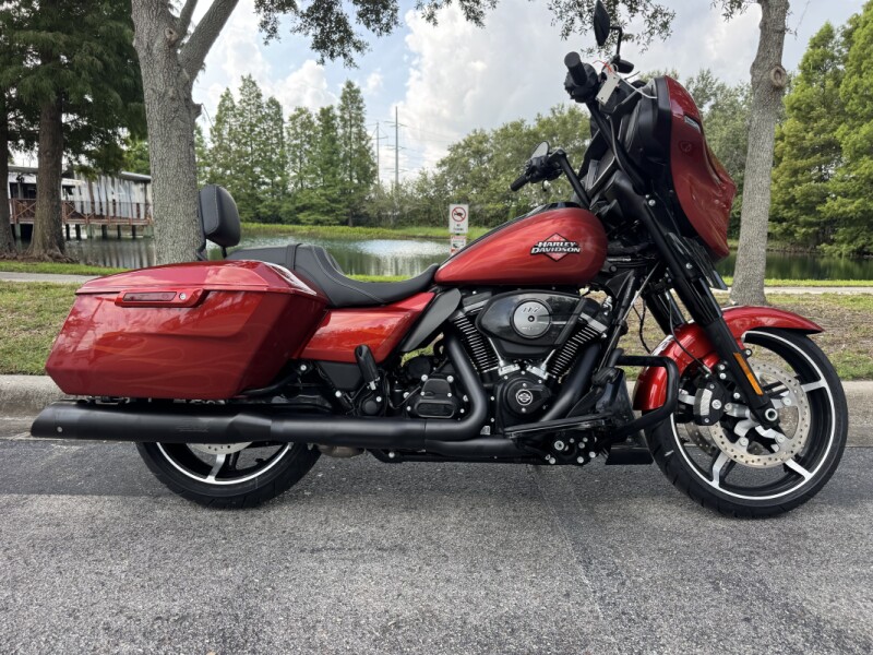 2025 Harley-Davidson<sup>®</sup> Street Glide®