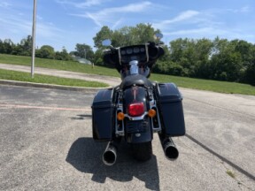 2021 Harley-Davidson® Electra Glide® Standard Vivid Black thumb 1