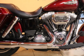 2016 Harley-Davidson HD FLD Dyna Switchback thumb 2