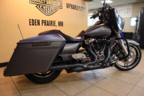 2017 Harley-Davidson HD FLHXS Touring Street Glide Special thumb 1