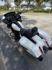 2025 Harley-Davidson<sup>®</sup> Road Glide® thumb 1
