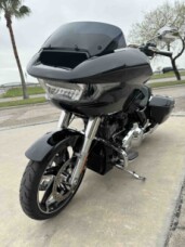2025 Harley-Davidson® Road Glide® Vivid Black thumb 0