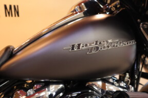 2017 Harley-Davidson HD FLHXS Touring Street Glide Special thumb 3
