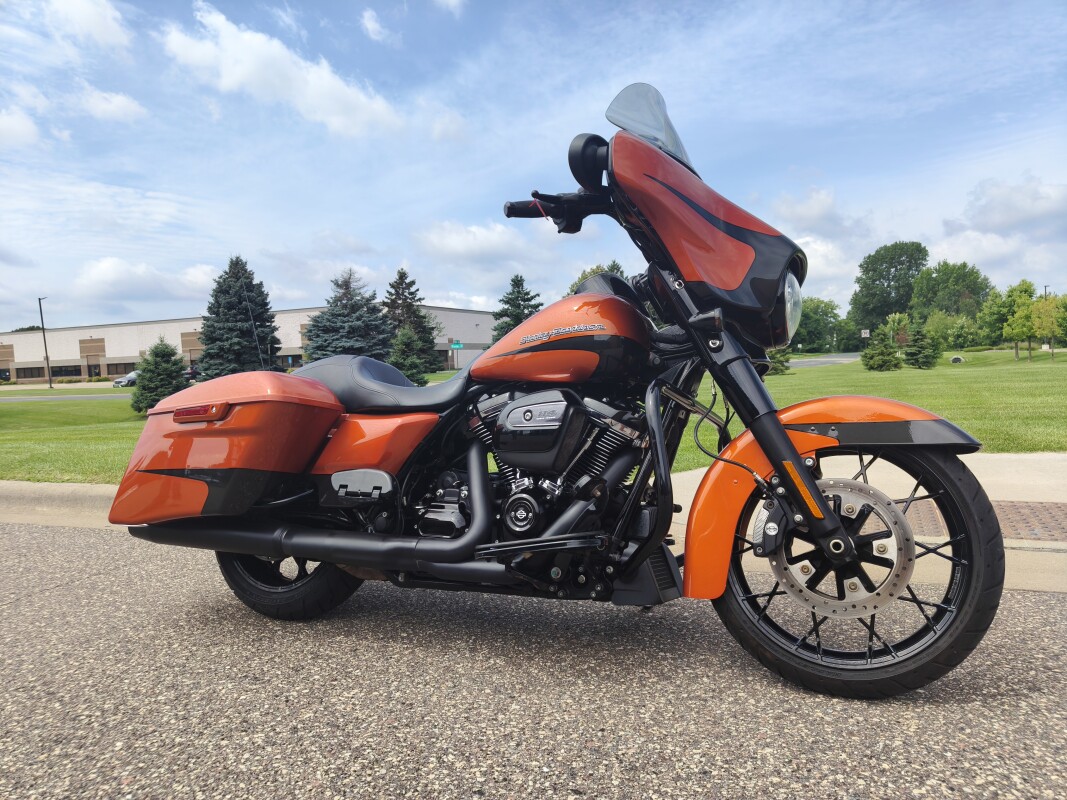 2020 Harley-Davidson Street Glide Special Scorched Orange/Silver Flux