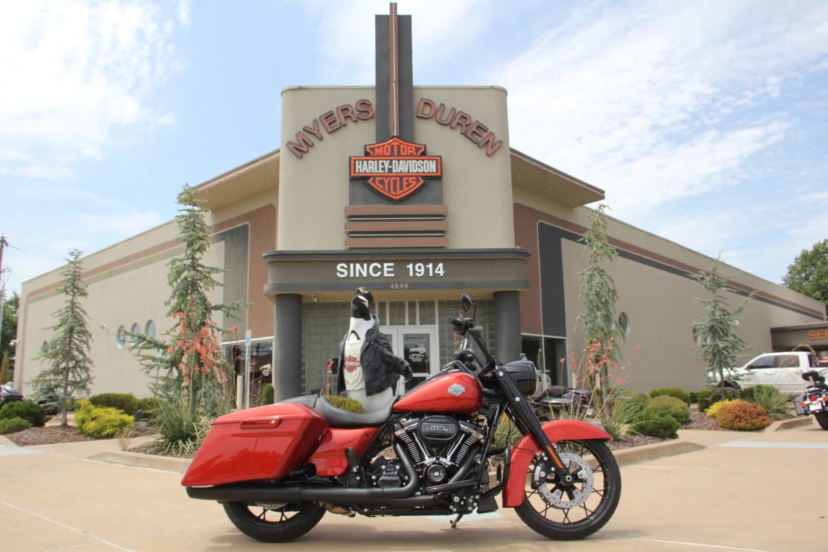 2025 Harley-Davidson Road King Special Whiskey Fire