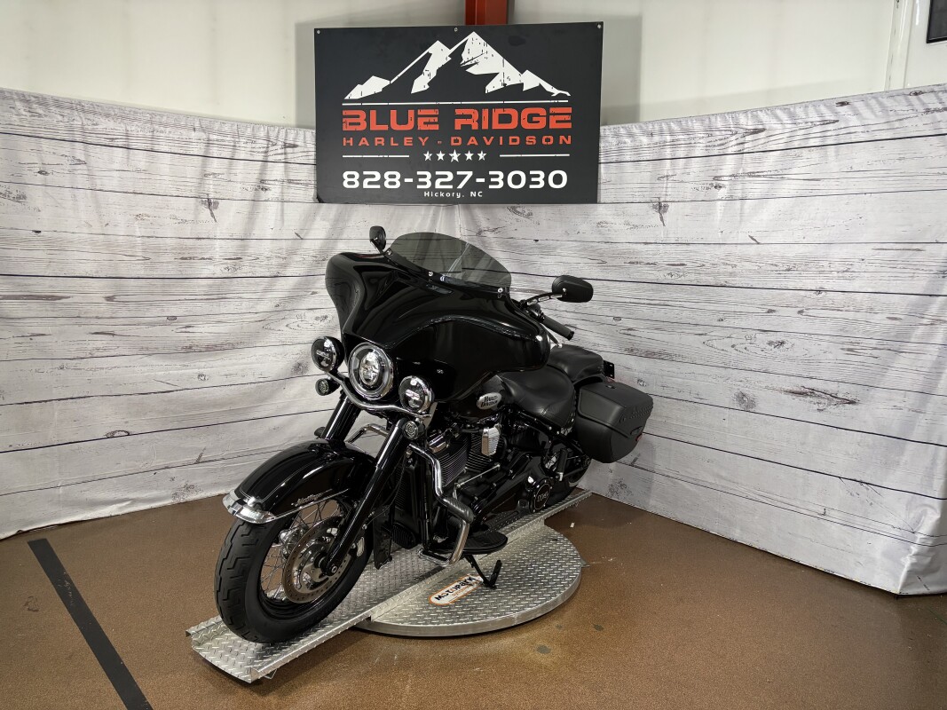 2021 Harley-Davidson Heritage Classic 114 - Photo 4