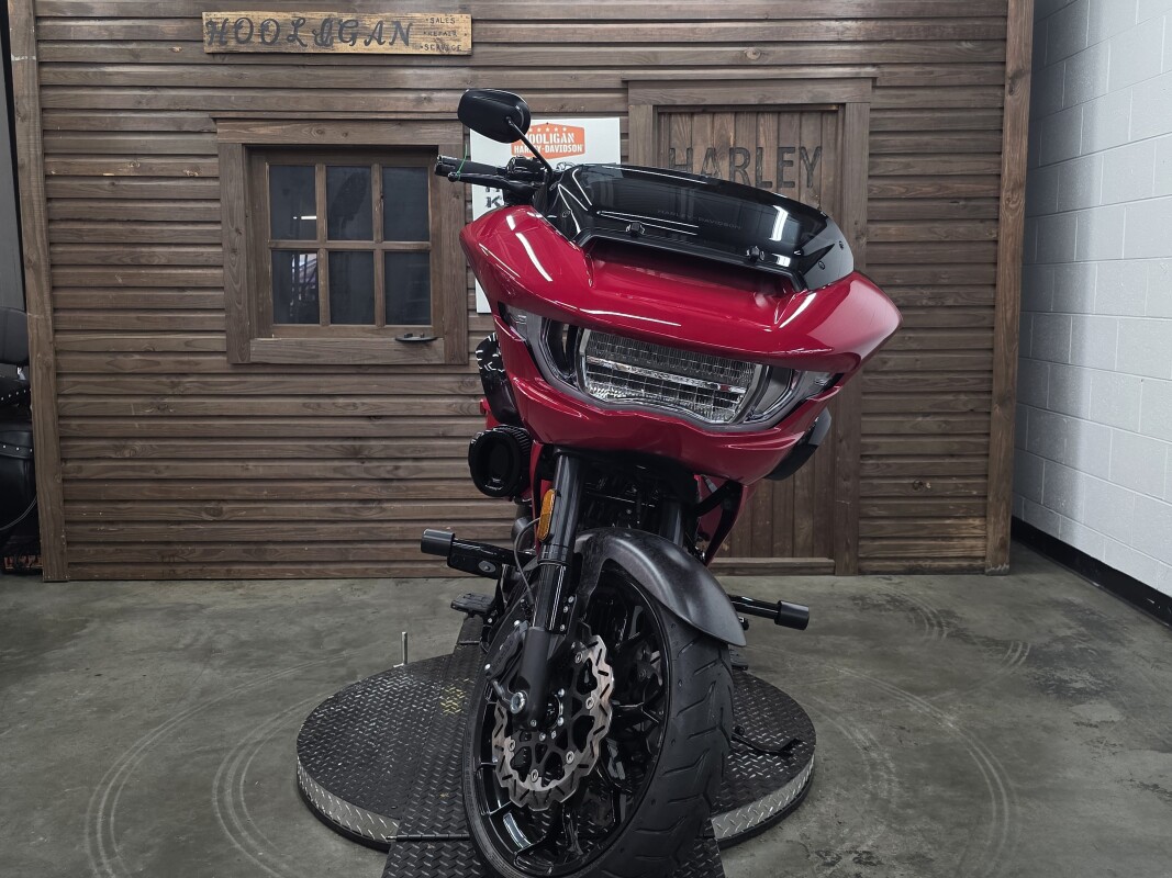 2025 Harley-Davidson CVO Road Glide ST RALLY RED - Photo 7