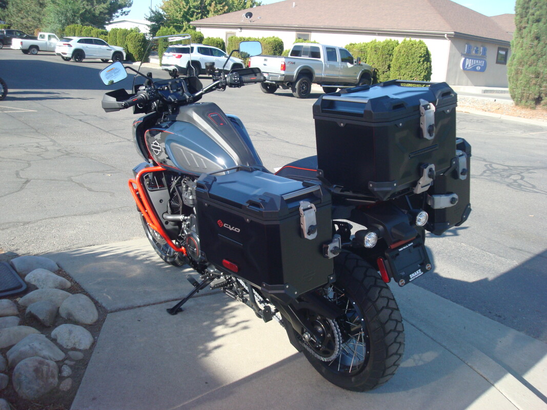 2025 Harley-Davidson CVO Pan America Carbon Blue - Photo 5